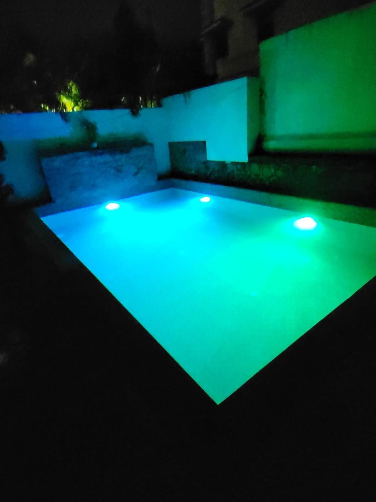 The Perfect Stays Para Disco Big Pool Cricket Turf Villa Lonavla Exterior foto