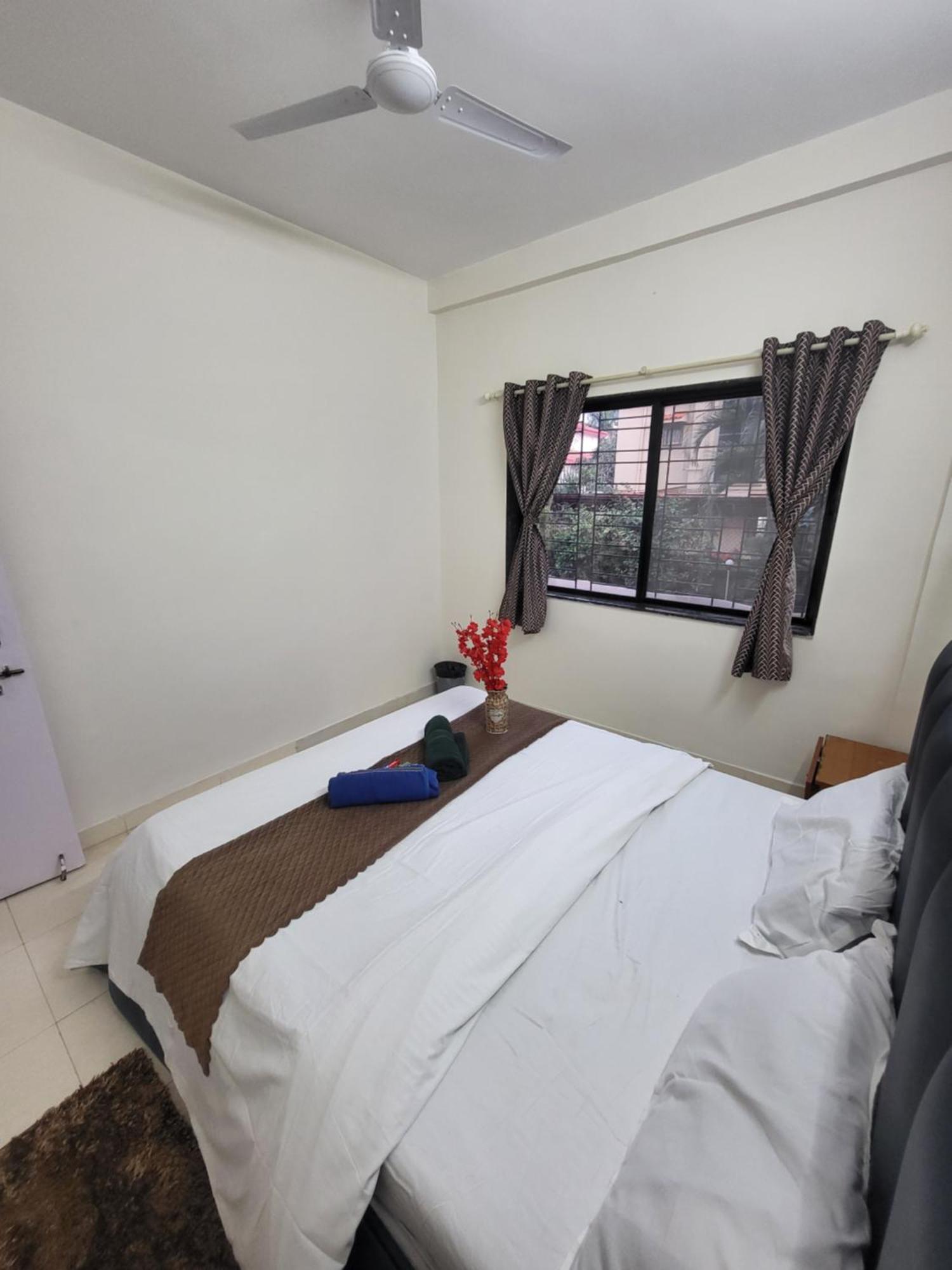 The Perfect Stays Para Disco Big Pool Cricket Turf Villa Lonavla Exterior foto