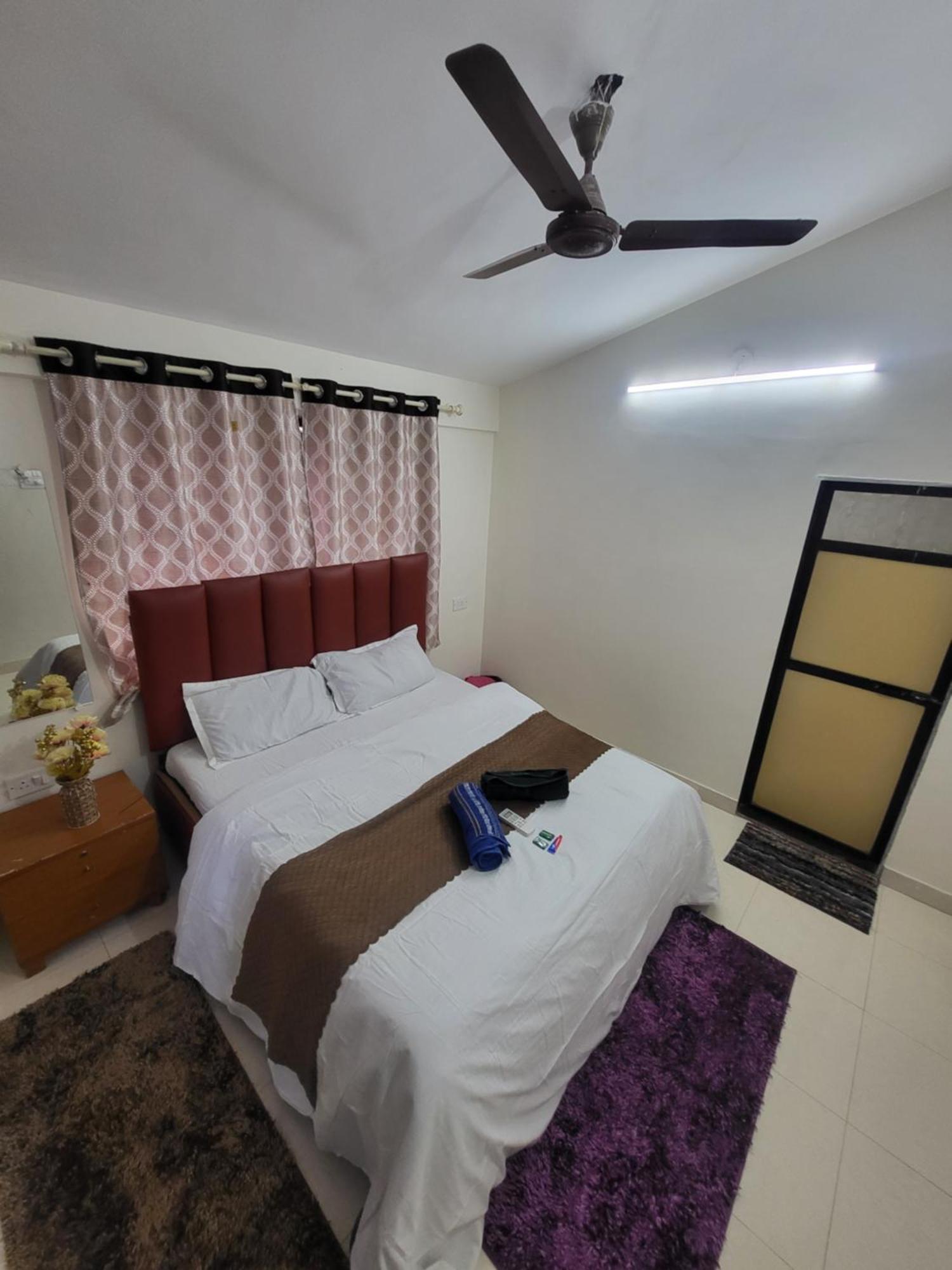 The Perfect Stays Para Disco Big Pool Cricket Turf Villa Lonavla Exterior foto