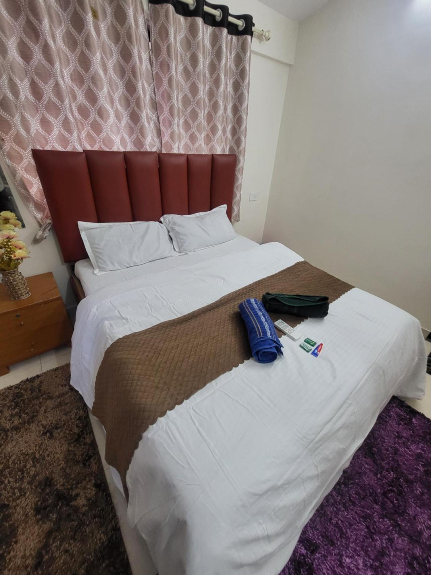 The Perfect Stays Para Disco Big Pool Cricket Turf Villa Lonavla Exterior foto