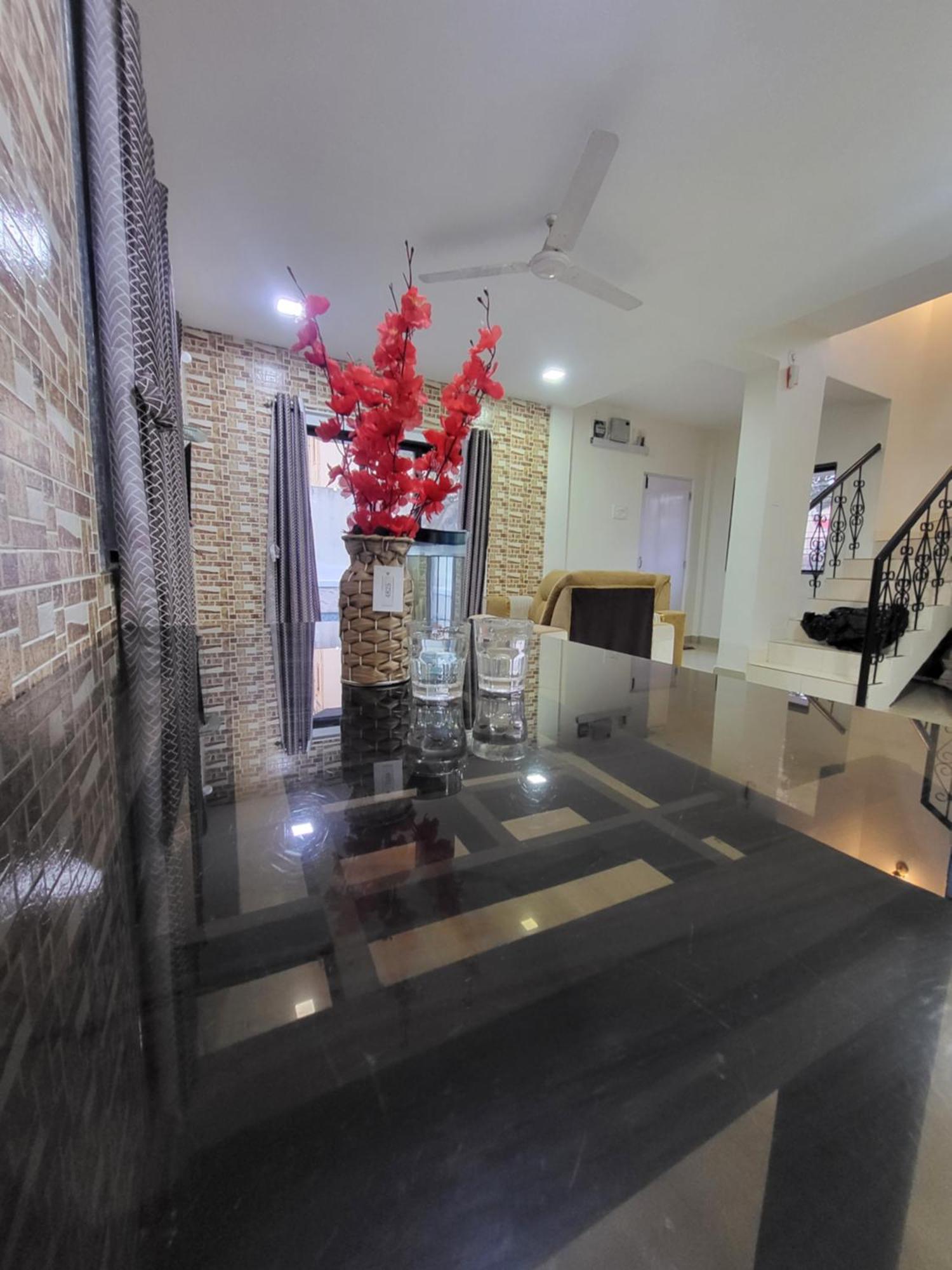 The Perfect Stays Para Disco Big Pool Cricket Turf Villa Lonavla Exterior foto